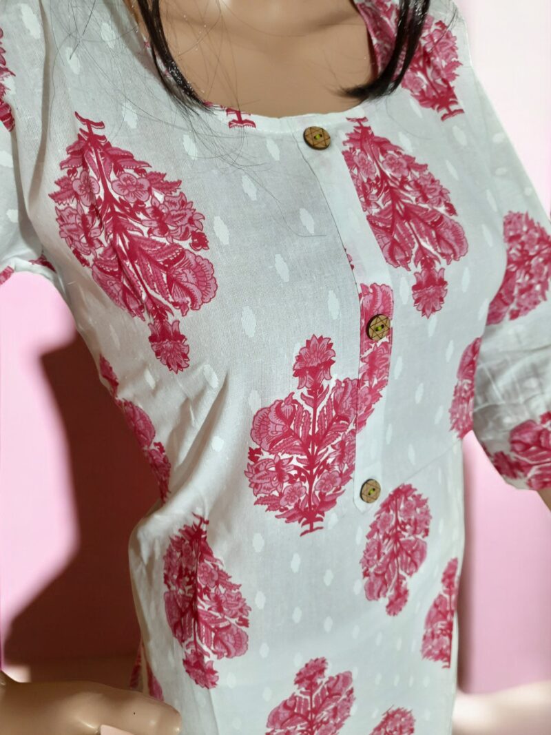 Rahiwell Branded Pure Cotton Kurti - Image 4