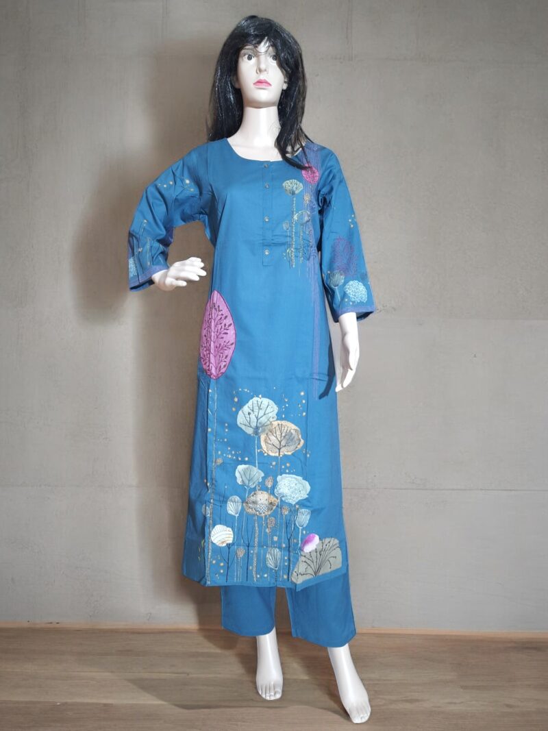 Rahiwell Branded Pure Cotton hand work 3 peice Kurta set - Image 3