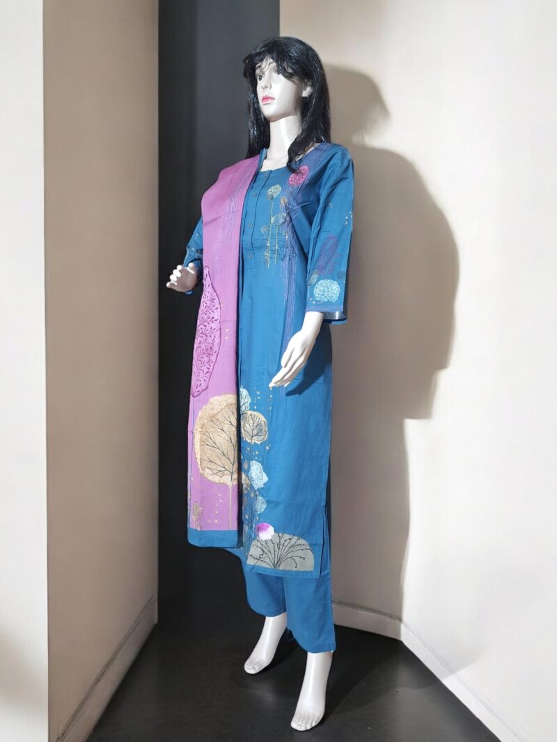 Rahiwell Branded Pure Cotton hand work 3 peice Kurta set - Image 5