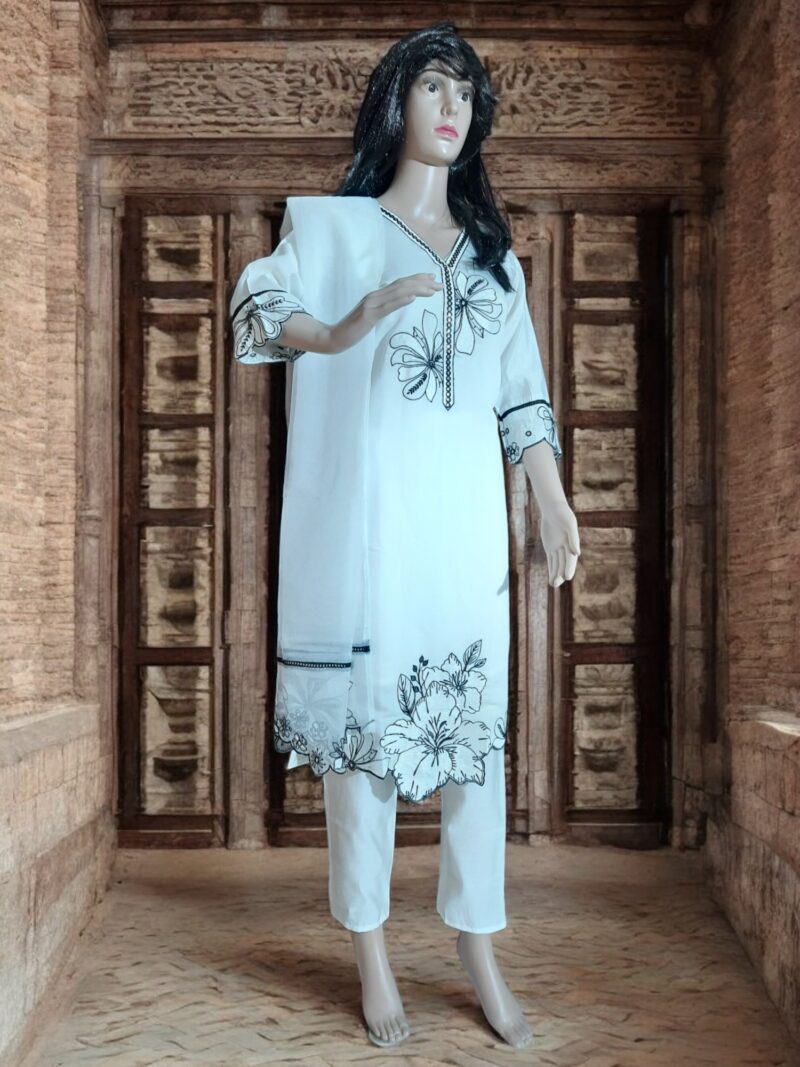 Branded roman Silk Embroidary kurta - Image 2