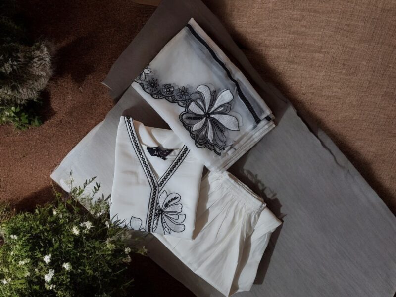 Branded roman Silk Embroidary kurta - Image 7